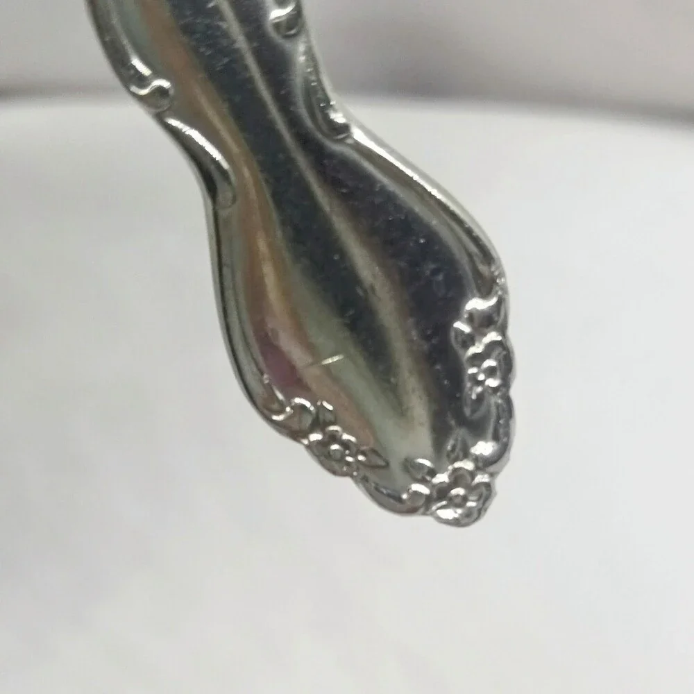 Oneida Dover Stainless Steel Place Oval Soup Spoon-Cube Mark-Floral